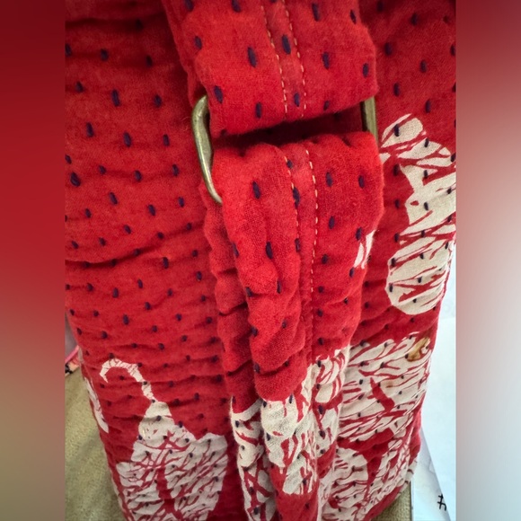 Kantha Sling Bag /Wine bag holder. What a gift A bottle of Merlot ??? - Picture 10 of 15